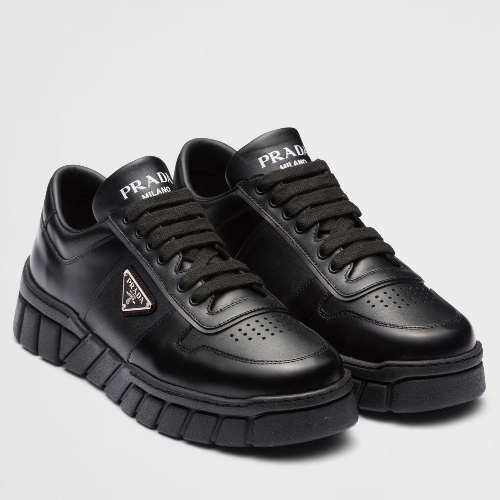 Cheap Reps Prada Mens Low-top Sneakers in Black Leather