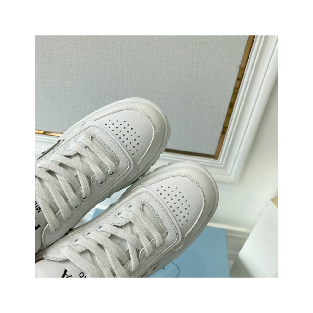 Cheap Reps Prada Mens Low-top Sneakers in White Leather