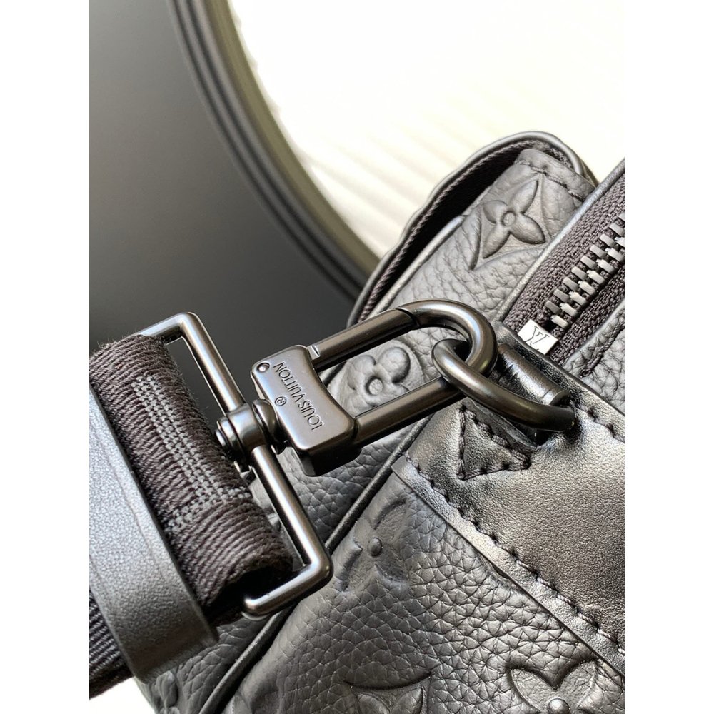 Louis Vuitton S Lock Messenger M58489 22X18X8cm,Louis Vuitton Bags