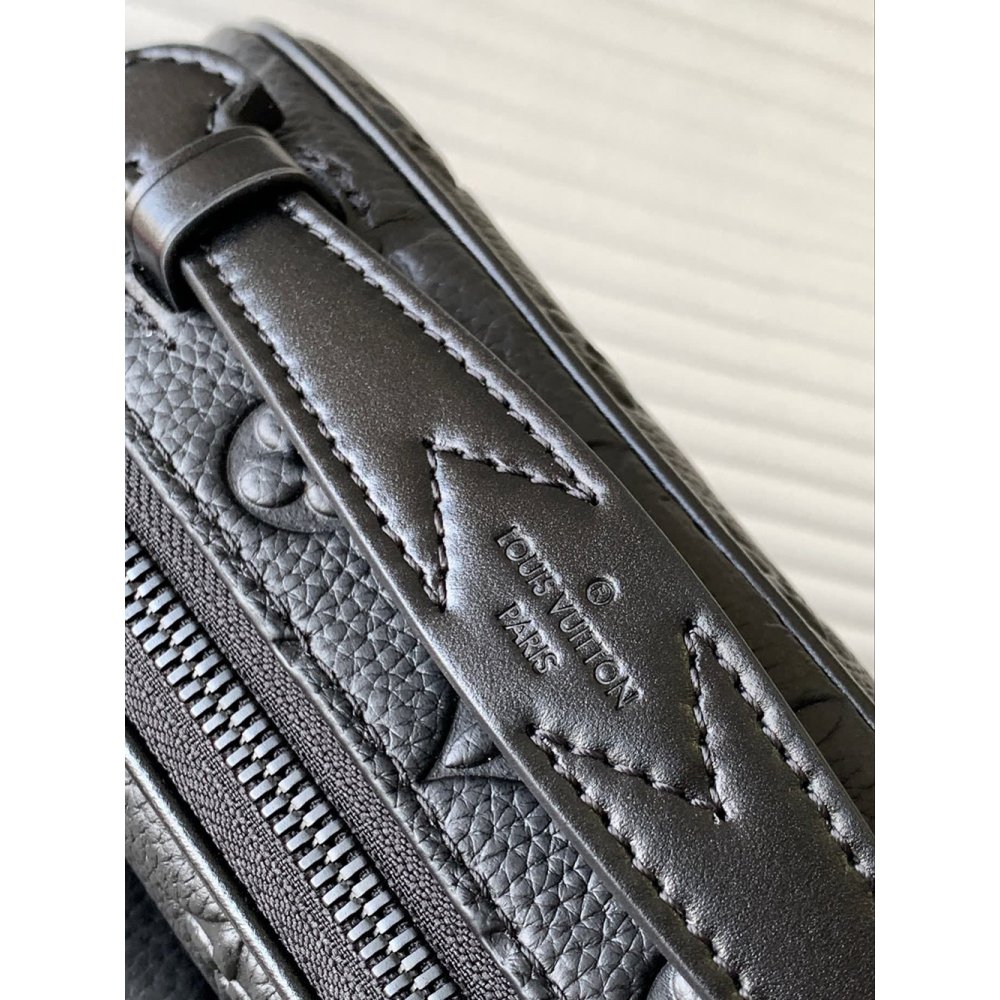 Louis Vuitton S Lock Messenger M58489 22X18X8cm,Louis Vuitton Bags