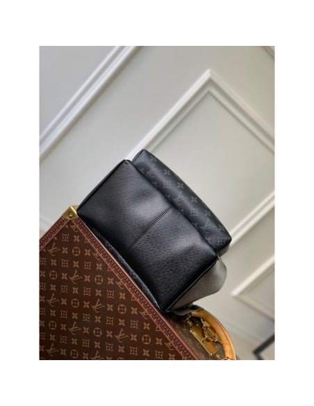 Louis Vuitton Discovery Backpack M31033 29X38X20cm,Louis Vuitton Bags