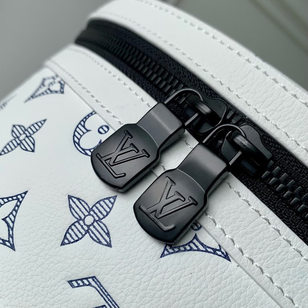 Louis Vuitton Discovery Backpack M24760 29X38X20cm,Louis Vuitton Bags