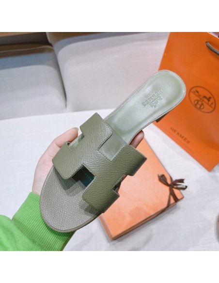 Hermes mid-heel slides summer shoes_12