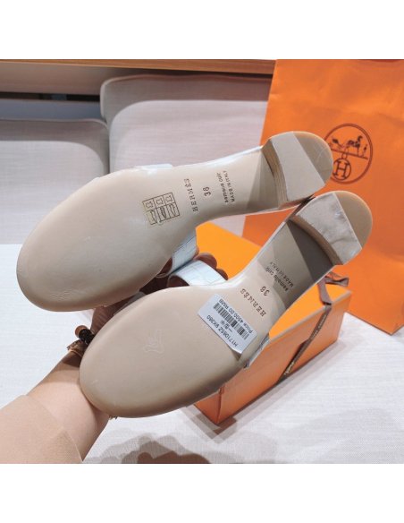 Hermes mid-heel slides summer shoes_2