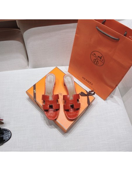 Hermes mid-heel slides summer shoes_2