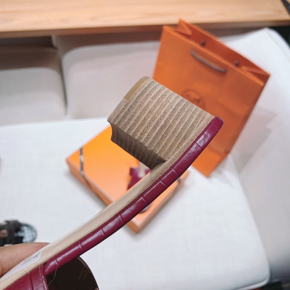 Hermes mid-heel slides summer shoes_2