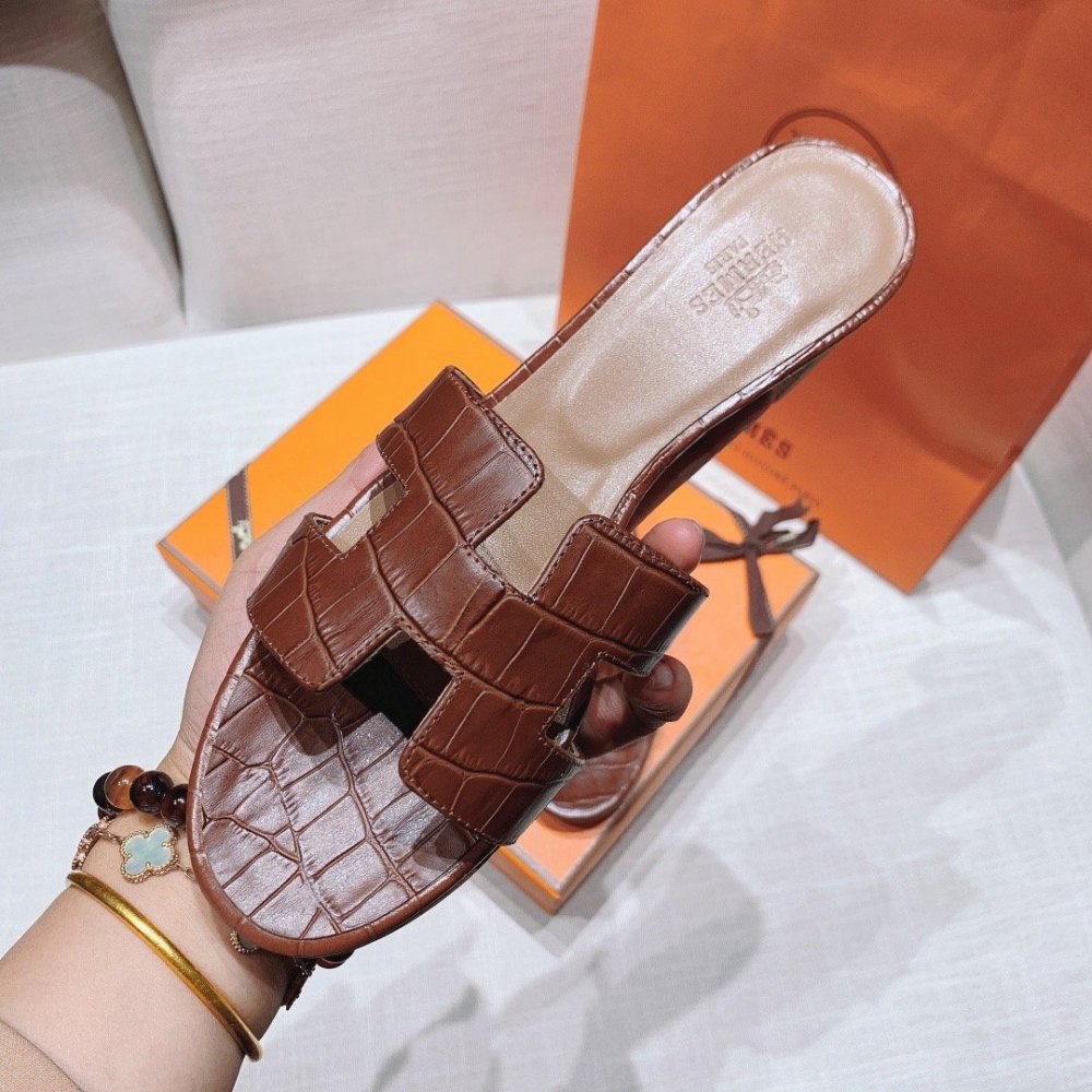 Hermes mid-heel slides summer shoes_2