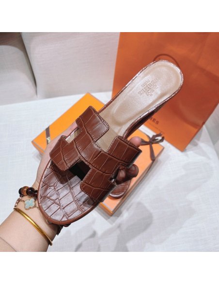 Hermes mid-heel slides summer shoes_2