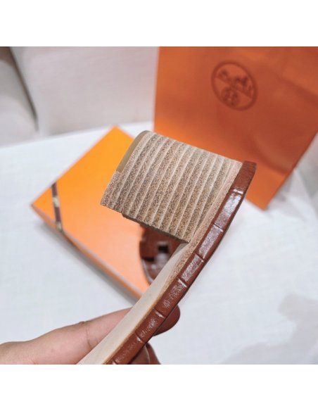 Hermes mid-heel slides summer shoes_2