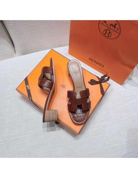 Hermes mid-heel slides summer shoes_2