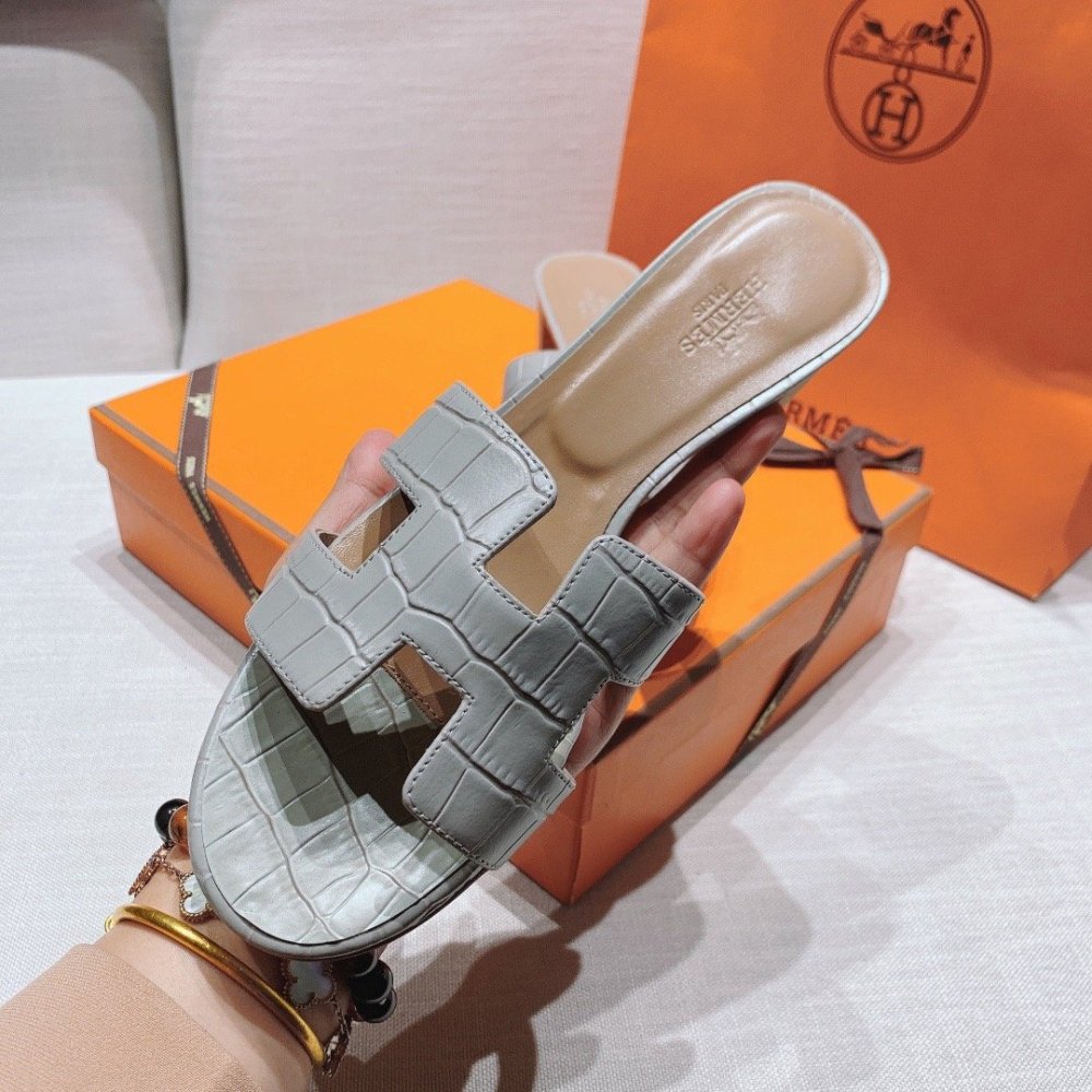 Hermes mid-heel slides summer shoes_2