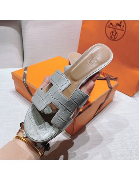 Hermes mid-heel slides summer shoes_2