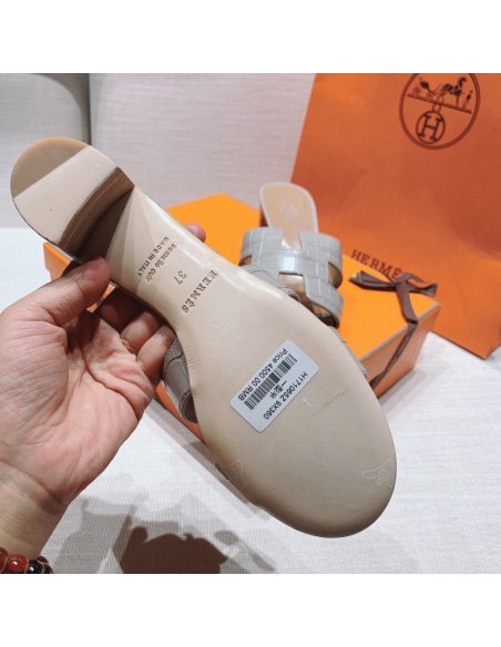 Hermes mid-heel slides summer shoes_2