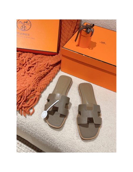 Hermes Oran slides