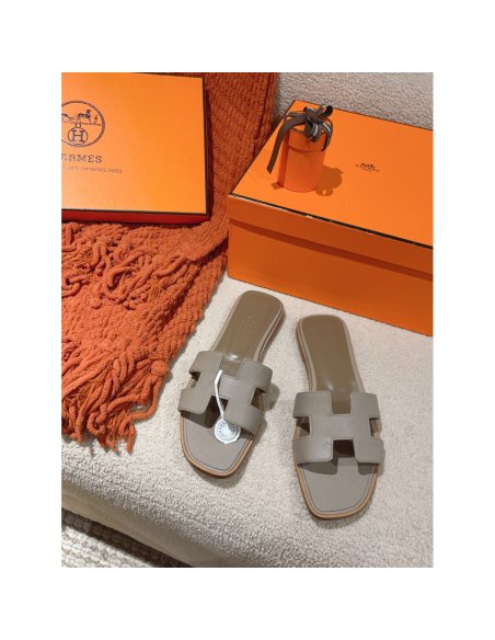 Hermes Oran slides