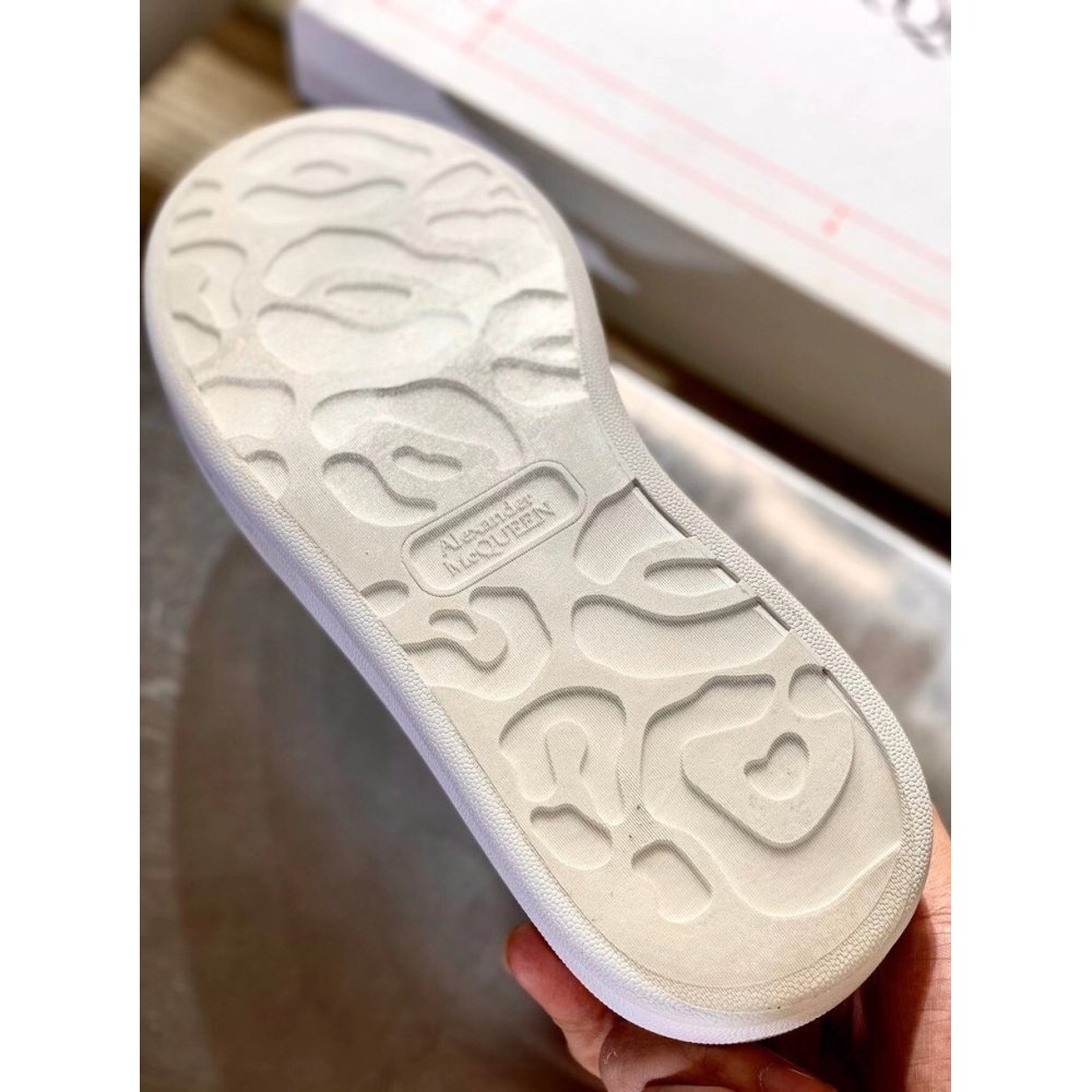 Cheap Reps Alexander McQueen Mens White Oversized Sneakers