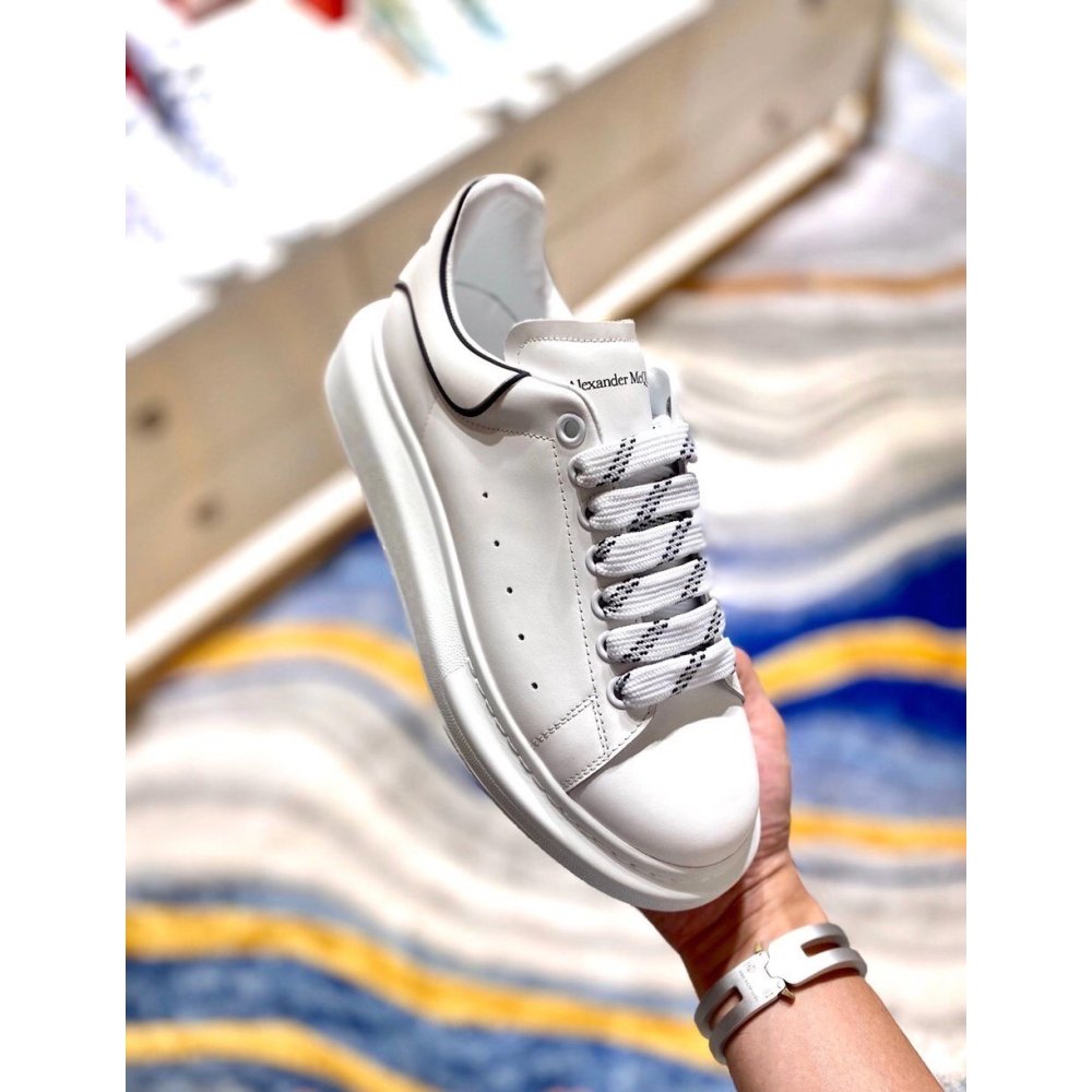Cheap Reps Alexander McQueen Mens White/Black Oversized Sneakers