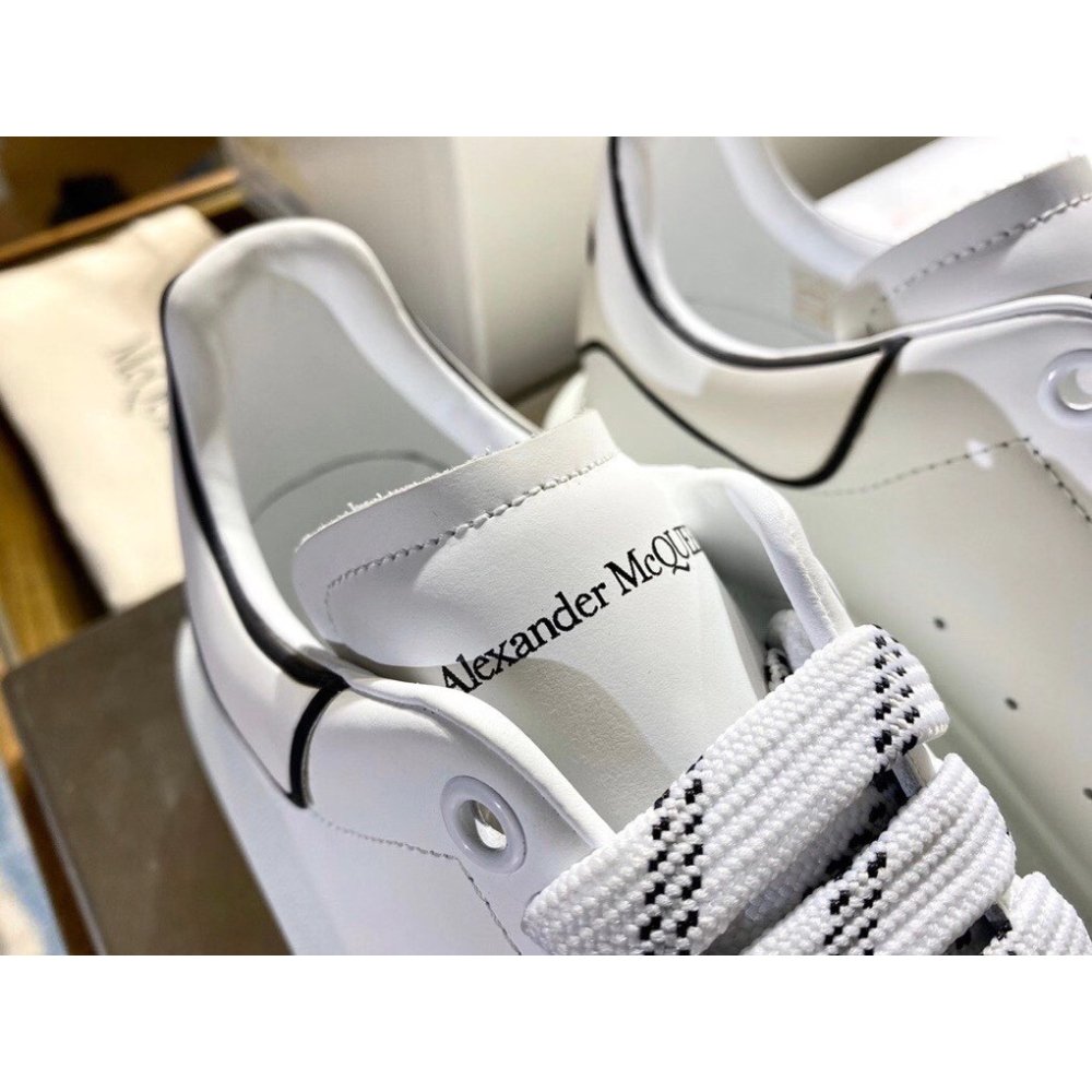 Cheap Reps Alexander McQueen Mens White/Black Oversized Sneakers