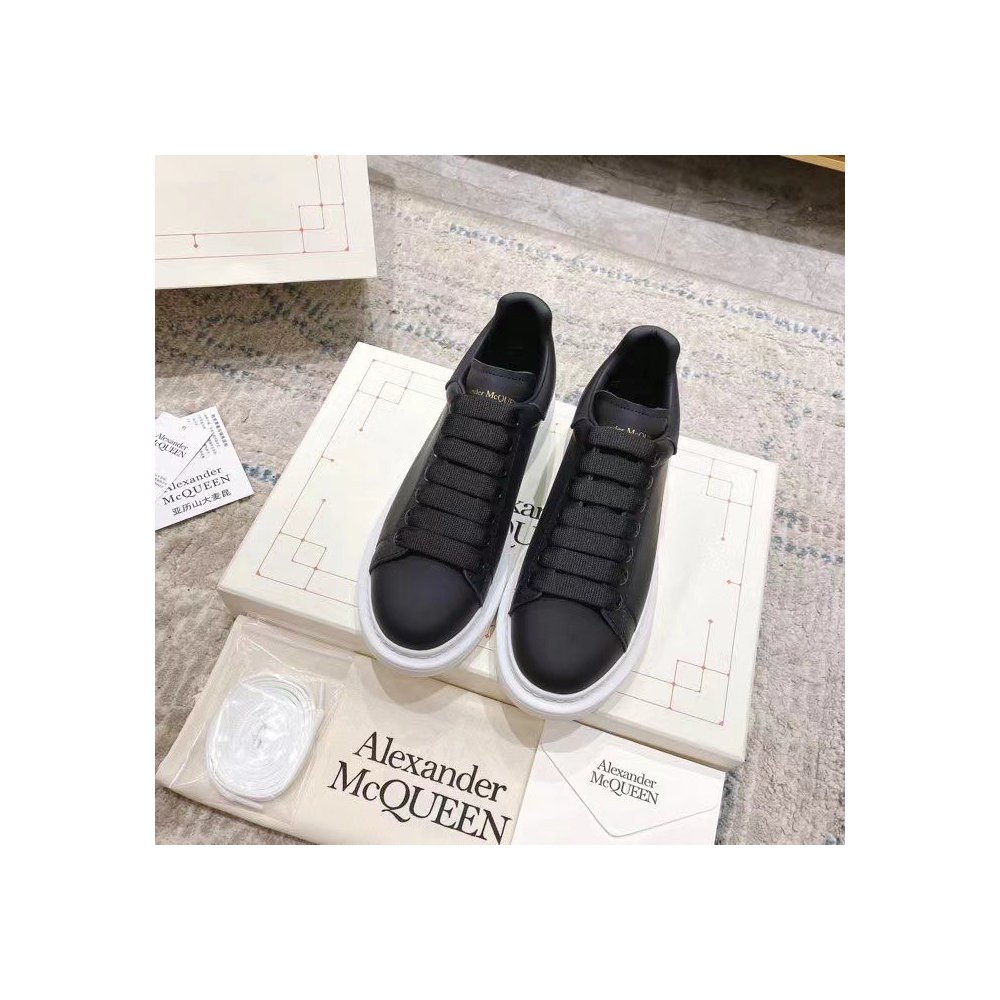 Cheap Reps Alexander McQueen Mens Black Oversized Sneakers