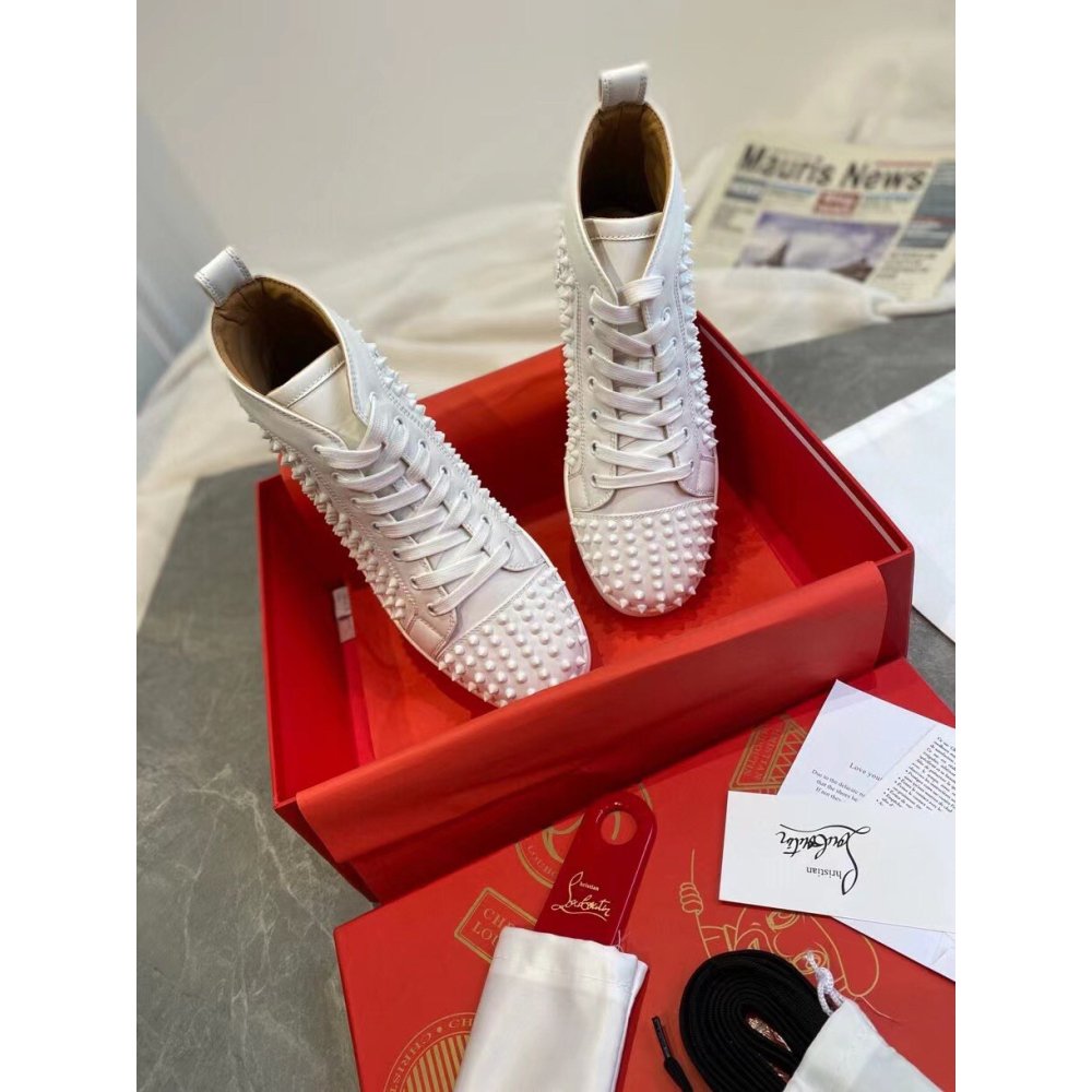 Cheap Reps Christian Louboutin Mens Louis Spikes Flat Sneakers In White Leather