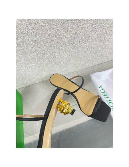 Cheap Reps Bottega Veneta Knot Sandals 45mm in Black Lambskin