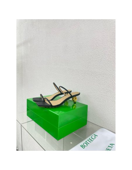 Cheap Reps Bottega Veneta Knot Sandals 45mm in Black Lambskin