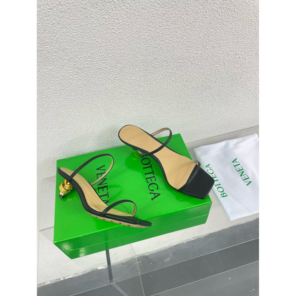 Cheap Reps Bottega Veneta Knot Sandals 45mm in Black Lambskin