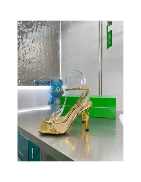 Cheap Reps Bottega Veneta Knot Sandals 90mm in Gold Leather