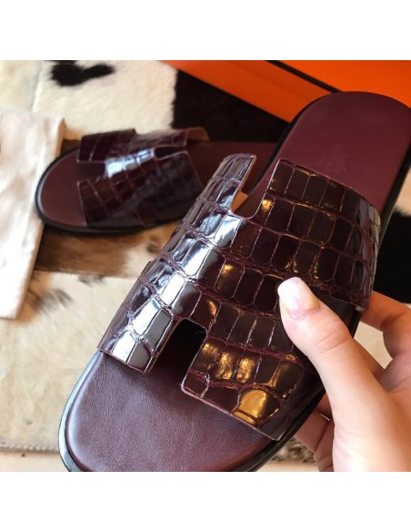 Cheap Reps Hermes Mens Izmir Sandals In Bordeaux Shiny Niloticus Crocodile Leather