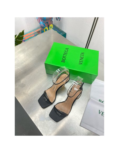 Cheap Reps Bottega Veneta Knot Sandals 90mm in Black Lambskin