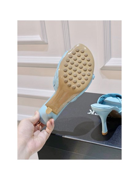 Cheap Reps Bottega Veneta Blink Mules 80mm in Blue Intrecciato Lambskin