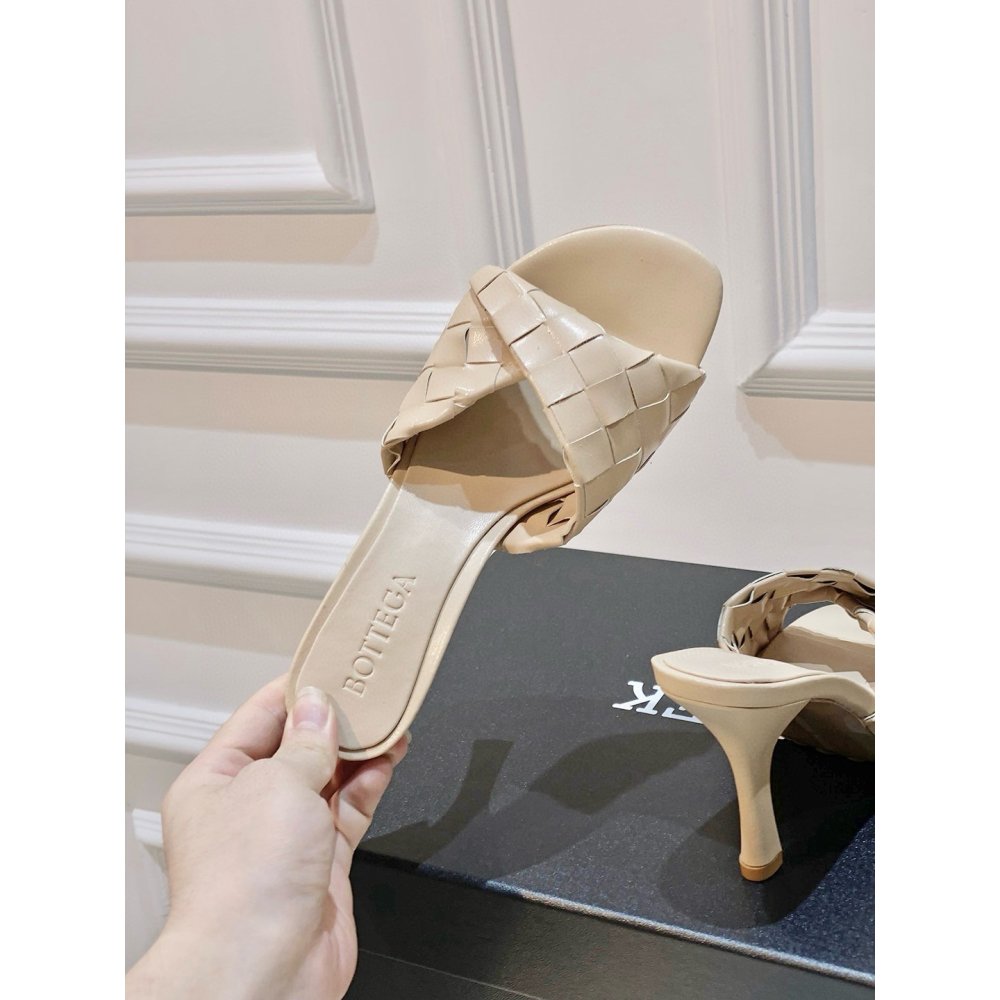 Cheap Reps Bottega Veneta Blink Mules 80mm in Beige Intrecciato Lambskin