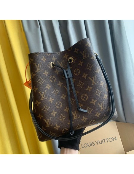 Louis Vuitton Bags M44022 26*22*27cm,Louis Vuitton Bags