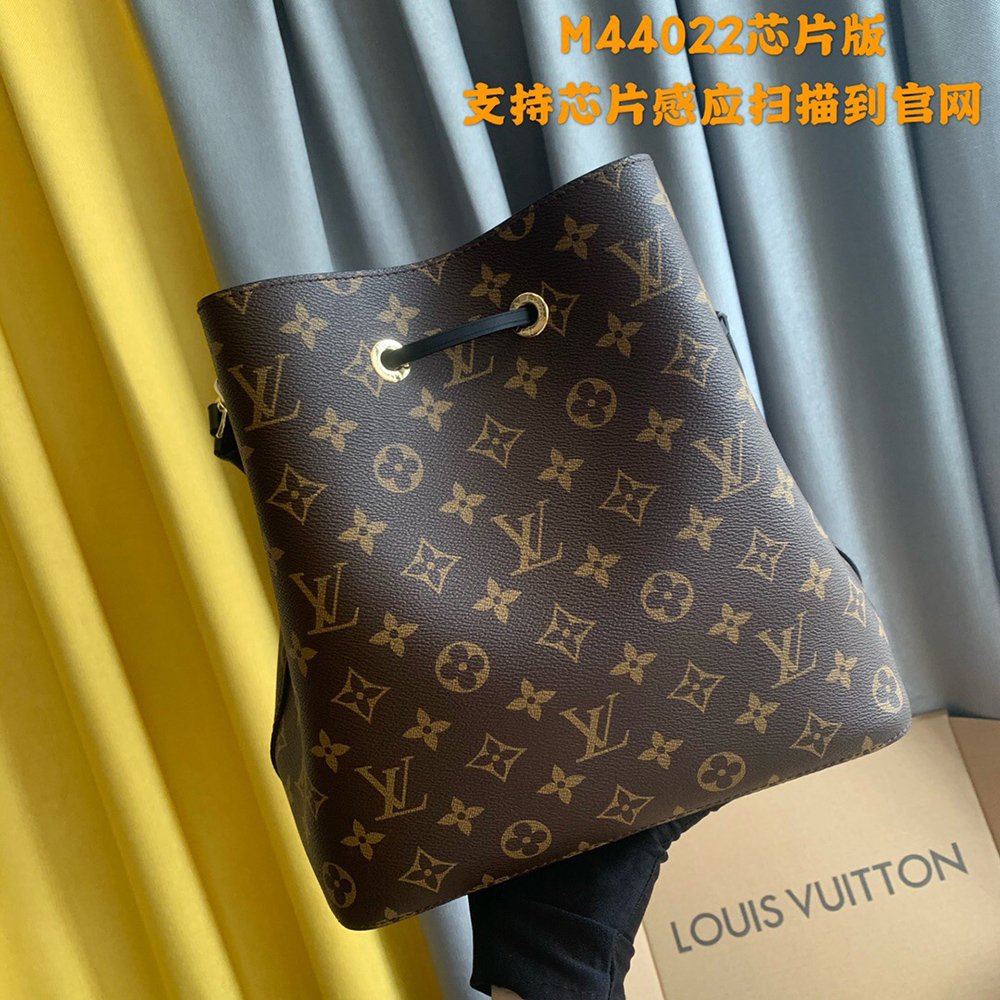 Louis Vuitton Bags M44022 26*22*27cm,Louis Vuitton Bags