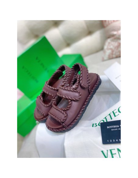 Cheap Reps Bottega Veneta Jack Flat Slingback Sandals in Bordeaux Lambskin