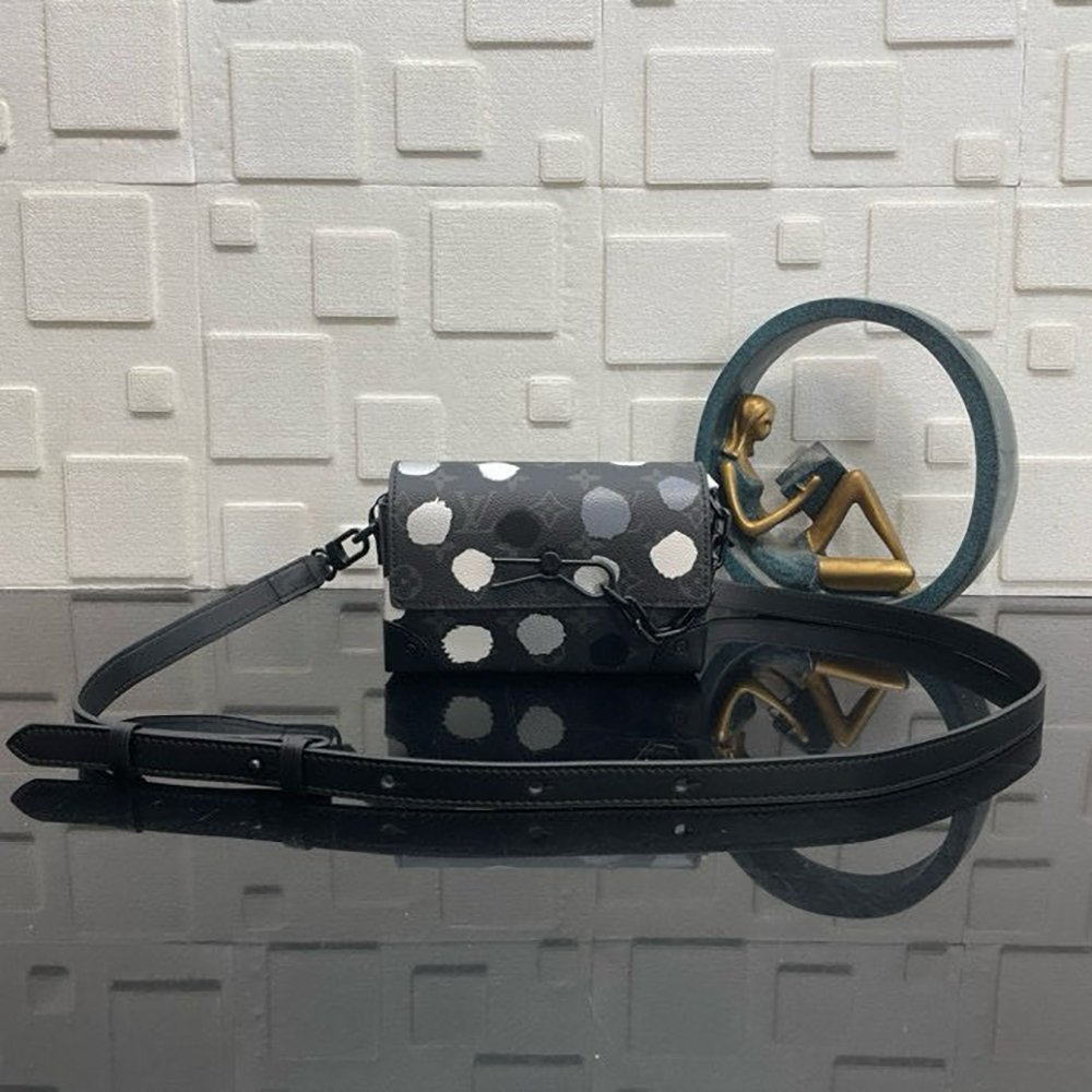 Louis Vuitton Bags M81935 18*11.5*6.5cm,Louis Vuitton Bags