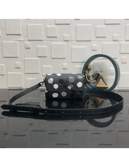 Louis Vuitton Bags M81935 18*11.5*6.5cm,Louis Vuitton Bags