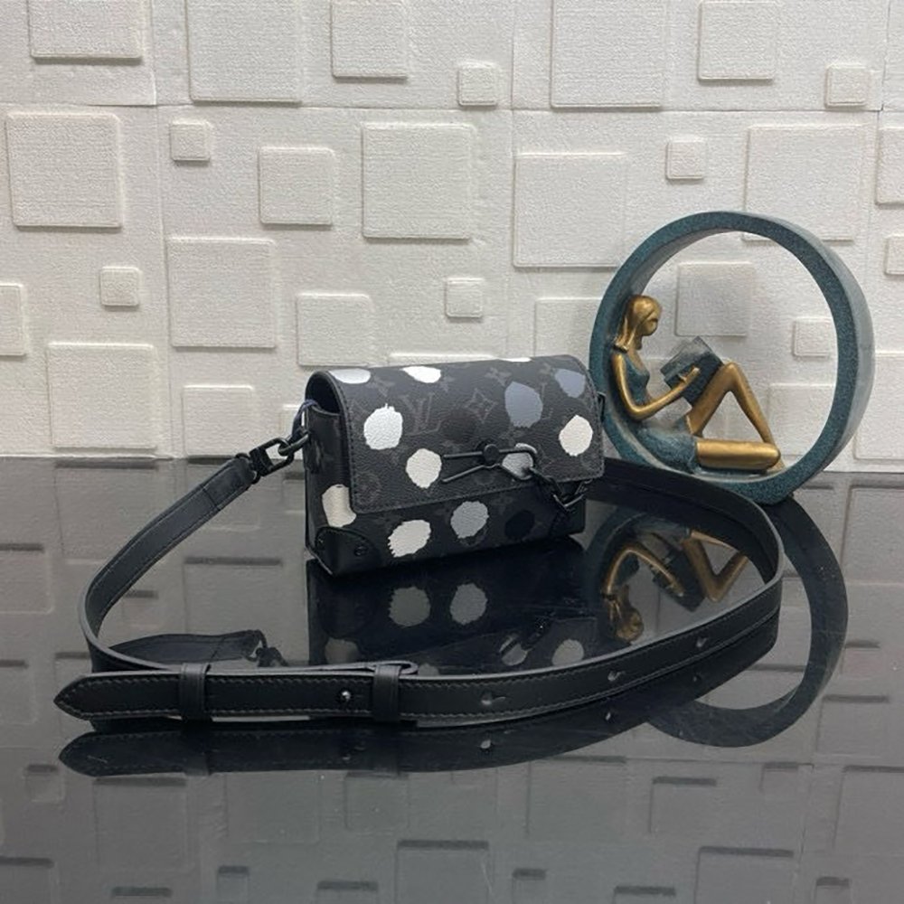 Louis Vuitton Bags M81935 18*11.5*6.5cm,Louis Vuitton Bags