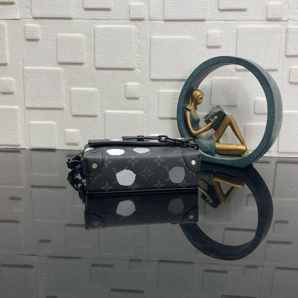 Louis Vuitton Bags M81935 18*11.5*6.5cm,Louis Vuitton Bags