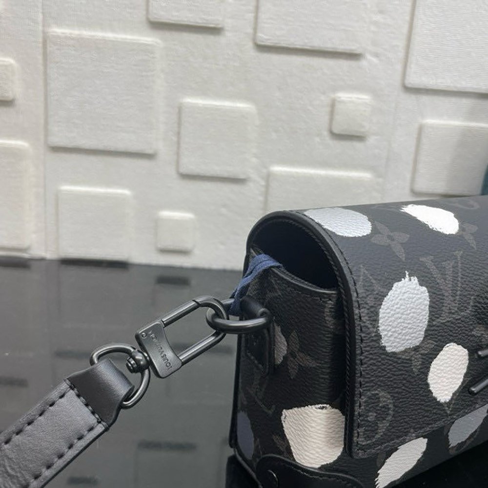 Louis Vuitton Bags M81935 18*11.5*6.5cm,Louis Vuitton Bags