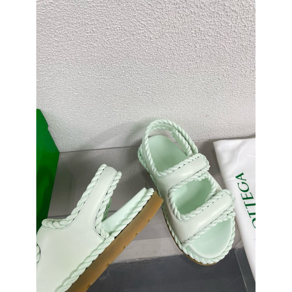 Cheap Reps Bottega Veneta Jack Flat Slingback Sandals in Glacier Lambskin