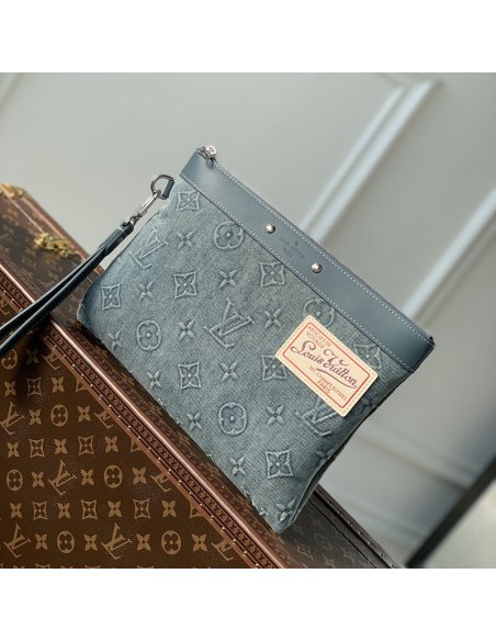 Louis Vuitton Bags M82313 30*21.5*1cm,Louis Vuitton Bags