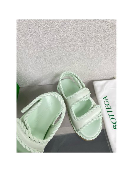 Cheap Reps Bottega Veneta Jack Flat Slingback Sandals in Glacier Lambskin