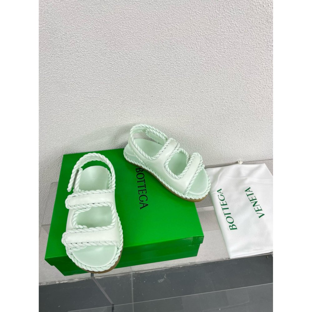 Cheap Reps Bottega Veneta Jack Flat Slingback Sandals in Glacier Lambskin