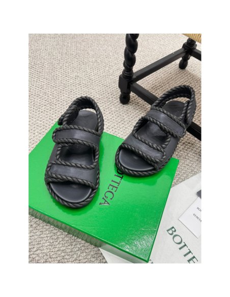 Cheap Reps Bottega Veneta Jack Flat Slingback Sandals in Black Lambskin