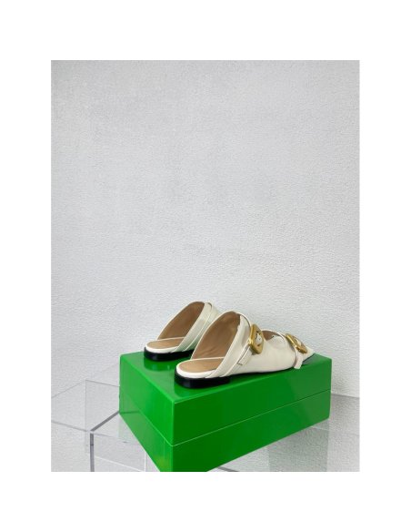 Cheap Reps Bottega Veneta Stretch Buckle Sandals in White Calfskin