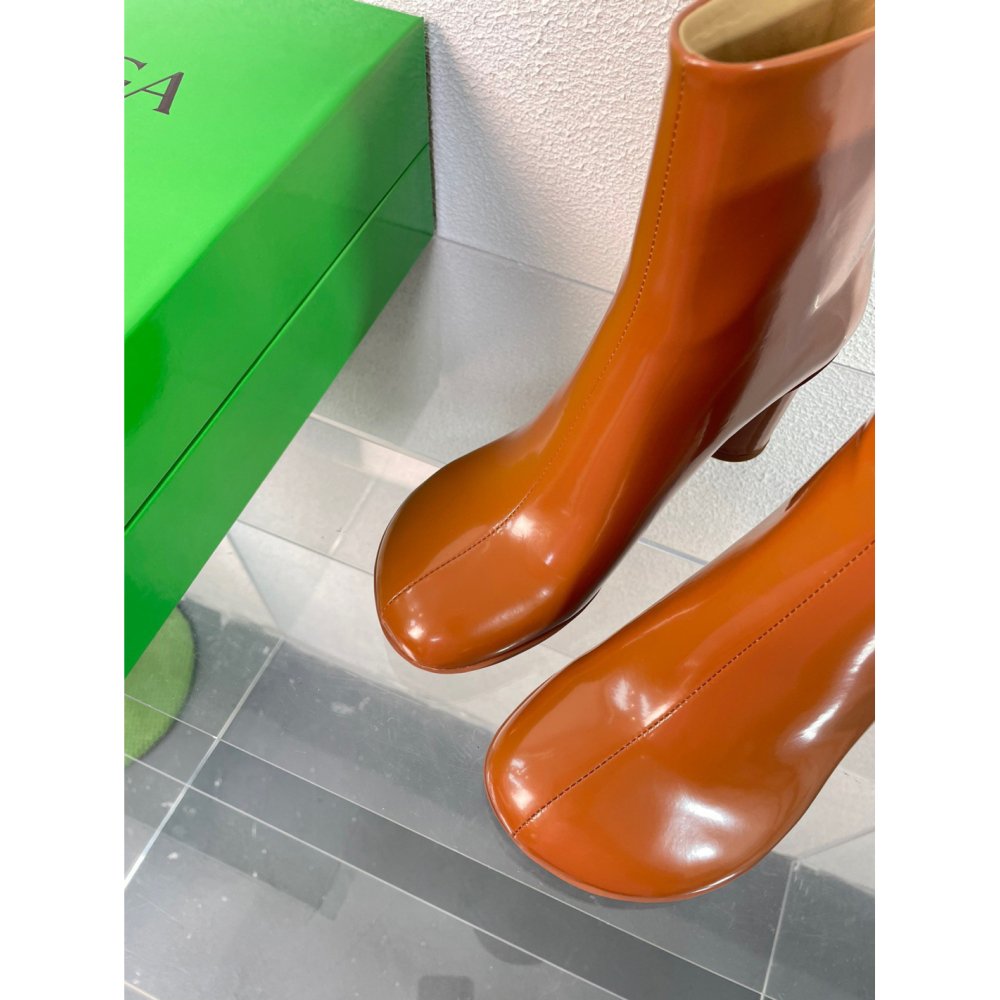 Cheap Reps Bottega Veneta Atomic Ankle Boots In Brown Lambskin