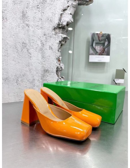 Cheap Reps Bottega Veneta Tower Mules In Orange Patent Calfskin