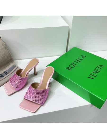 Cheap Reps Bottega Veneta Stretch Mules 90mm In Pink Strass-embellished Satin