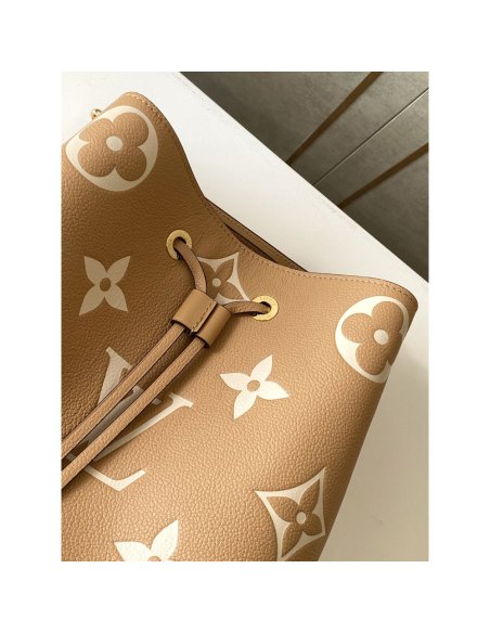 Louis Vuitton Bags M45080 26*26*17.5cm,Louis Vuitton Bags